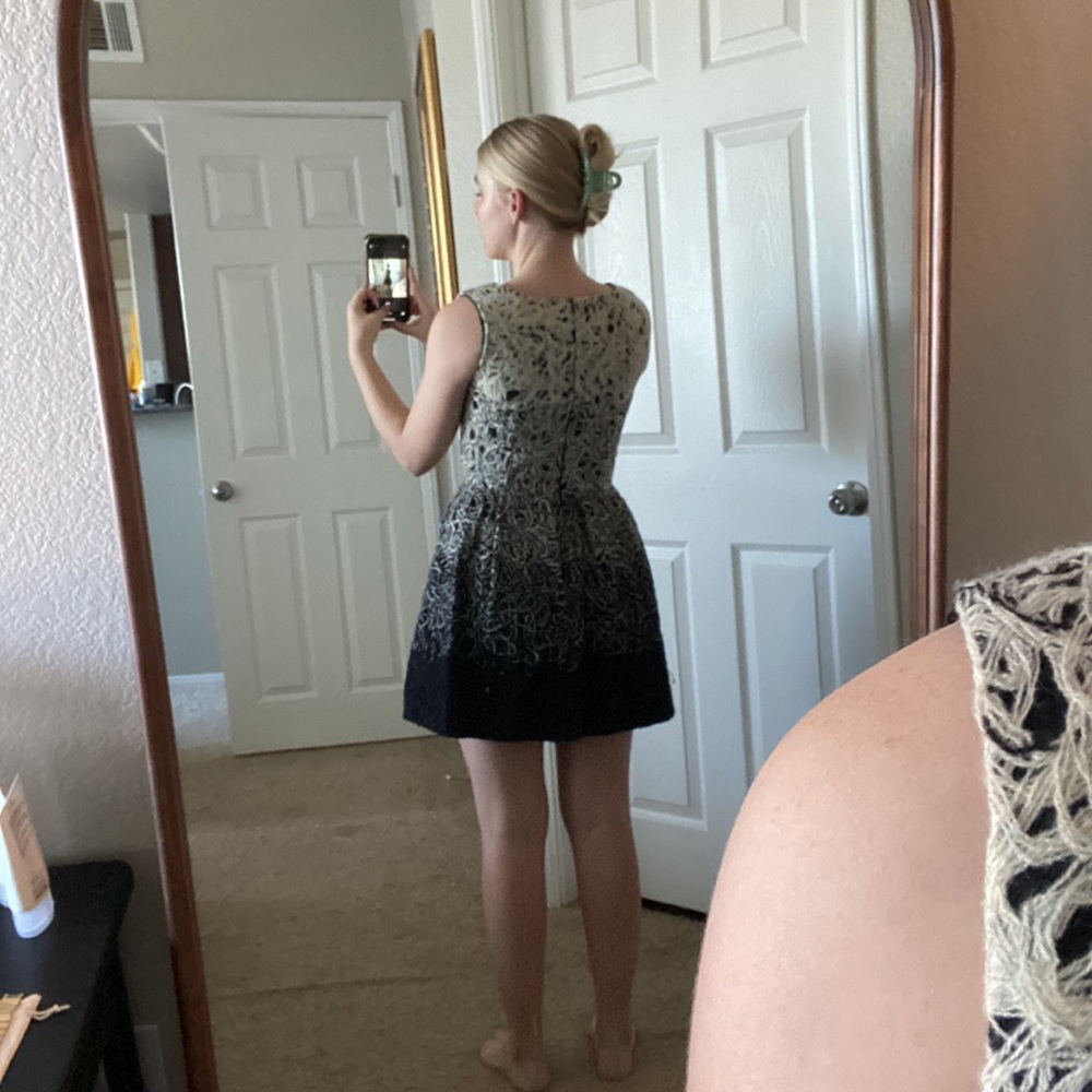 Vintage inspired fit and flair mini - Picture 2 of 7
